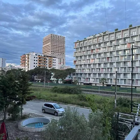 Appartement 5 Min From Quiet & Comfortable Durrës
