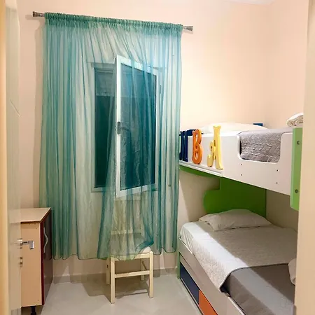 Appartement 5 Min From Quiet & Comfortable Durrës