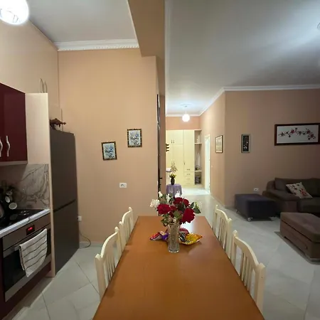 5 Min From Quiet & Comfortable Appartement Durrës